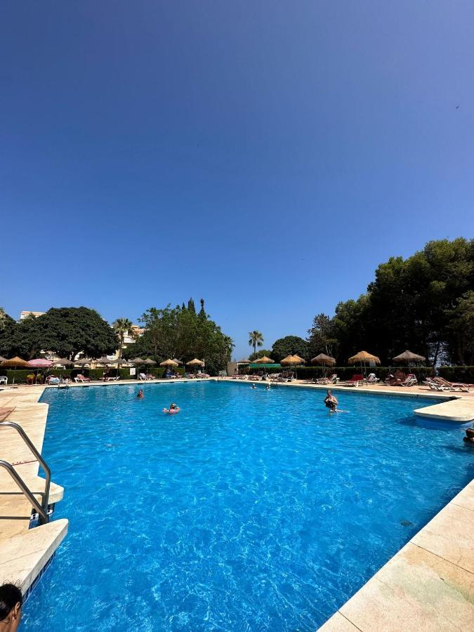 Benalmadena Inn Apartaments Málaga Dış mekan fotoğraf